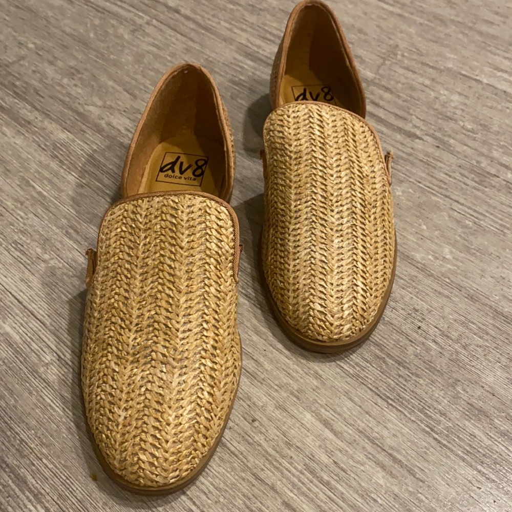 women’s shoes